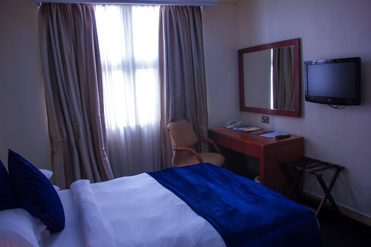 Westwood Hotel Ikoyi Lagos Extérieur photo